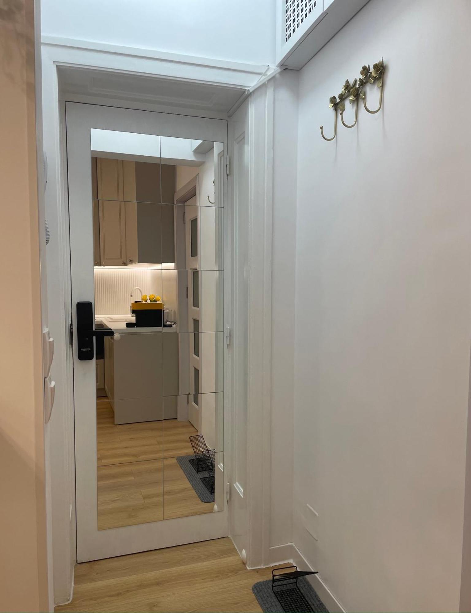 Studio Alice Romana Square Appartement Boekarest Buitenkant foto