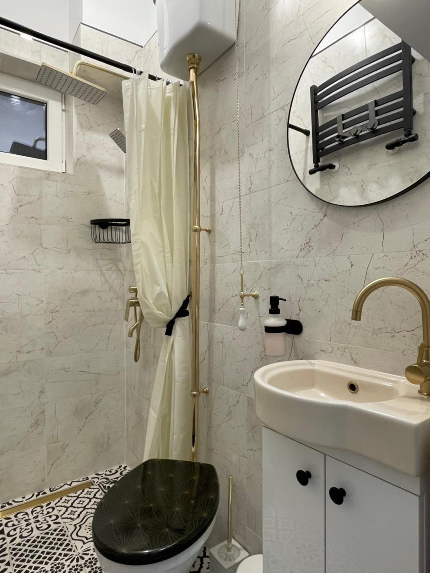 Studio Alice Romana Square Appartement Boekarest Buitenkant foto