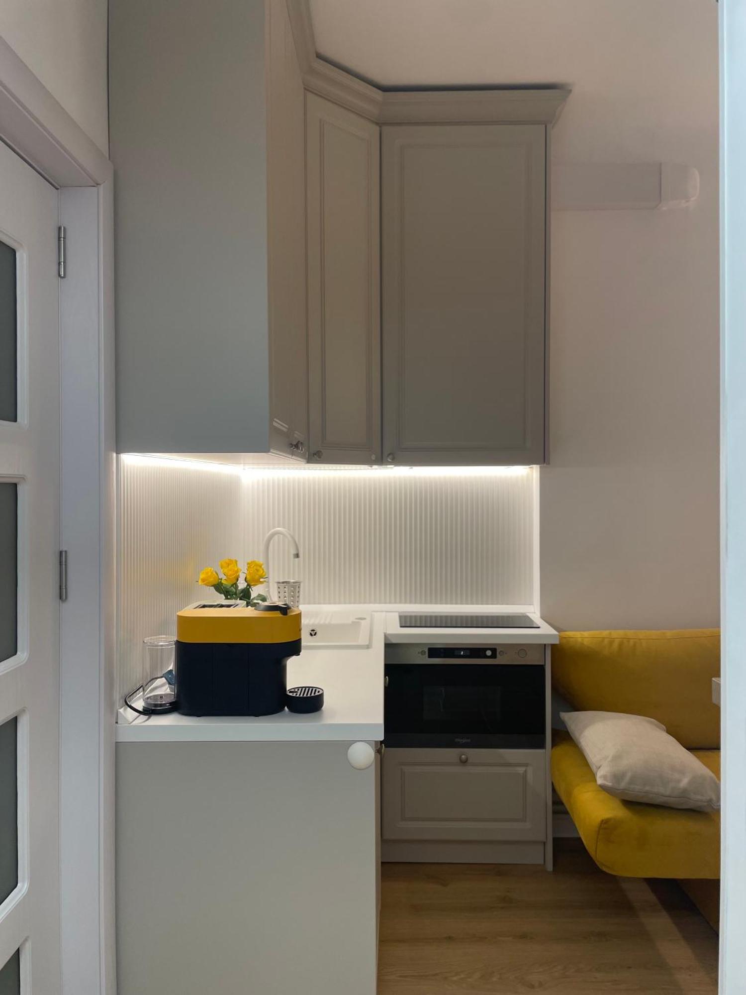 Studio Alice Romana Square Appartement Boekarest Buitenkant foto
