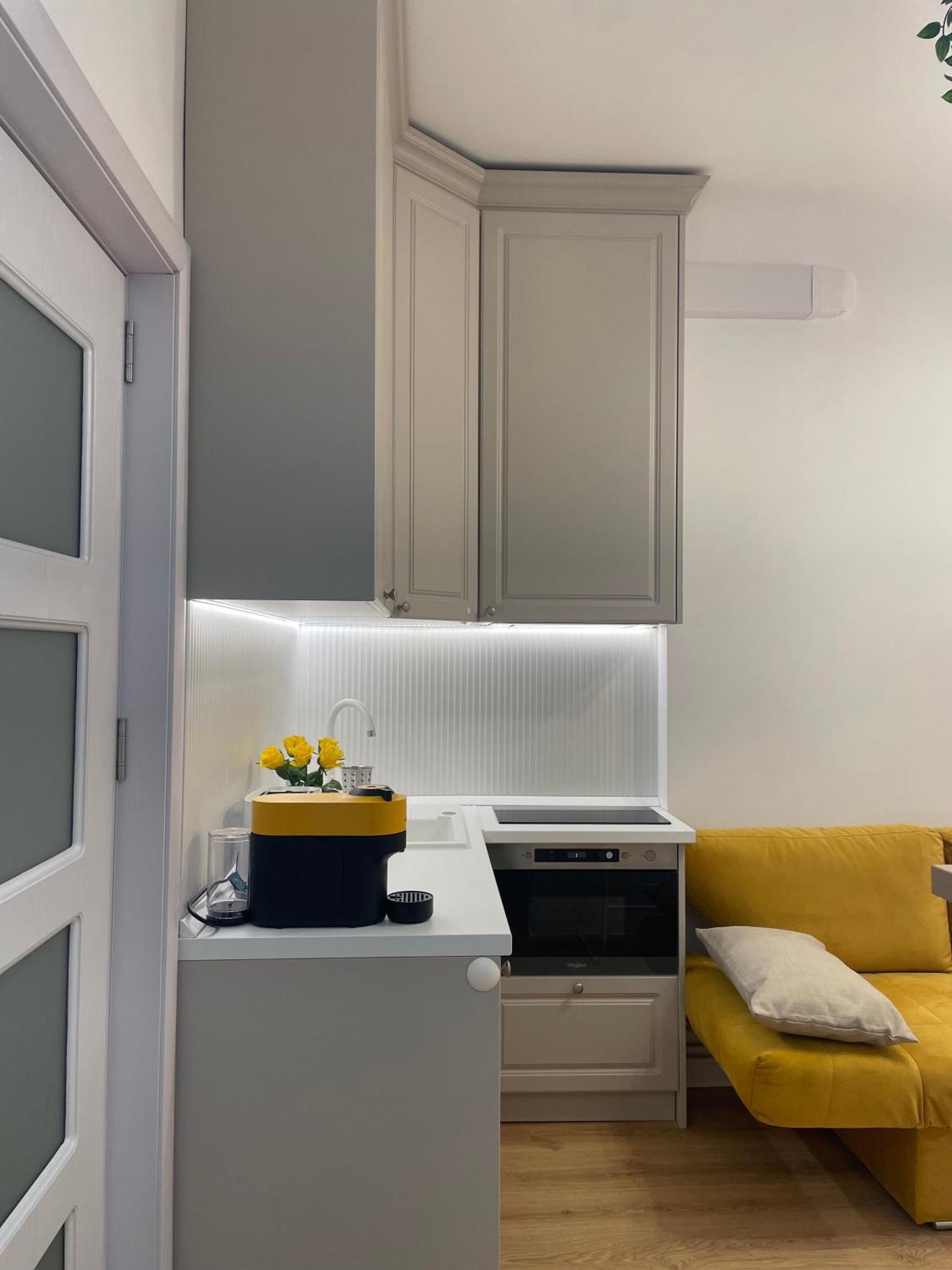 Studio Alice Romana Square Appartement Boekarest Buitenkant foto