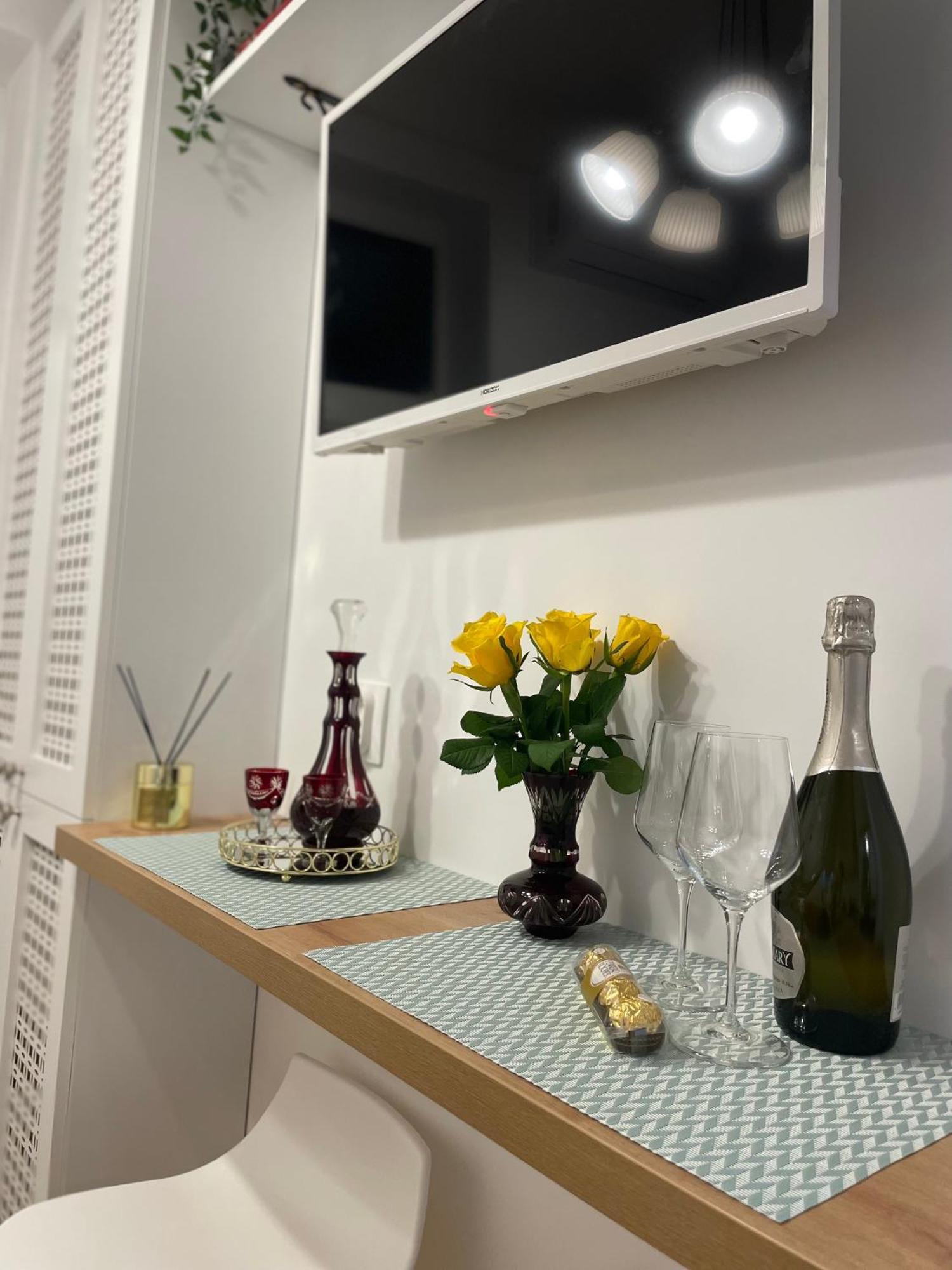Studio Alice Romana Square Appartement Boekarest Buitenkant foto