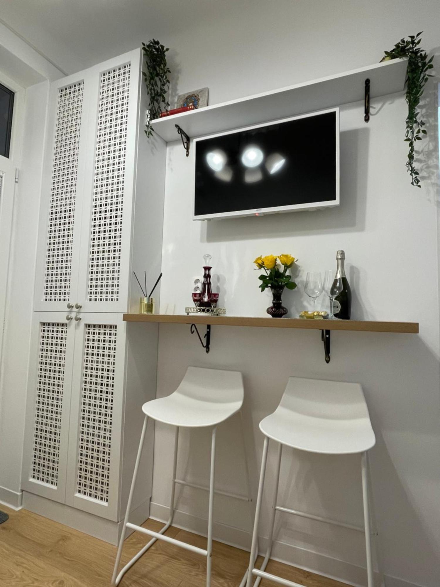 Studio Alice Romana Square Appartement Boekarest Buitenkant foto